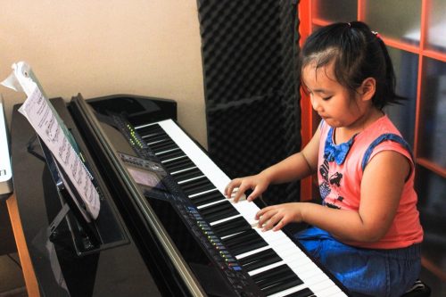 Học đàn piano - lựa chọn hàng đầu của các bậc phụ huynh